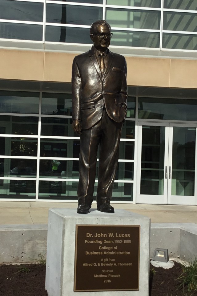 fullsizerender-lucas-statue