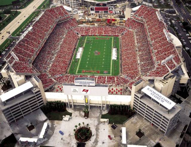 raymond_james_stadium-1337