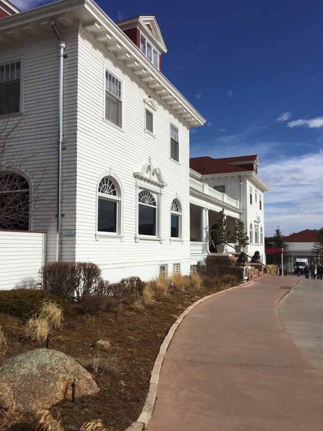 stanley-hotel-2.jpg